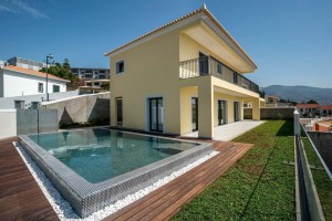Fotografia 1 de Moradia de luxo com piscina e vista mar