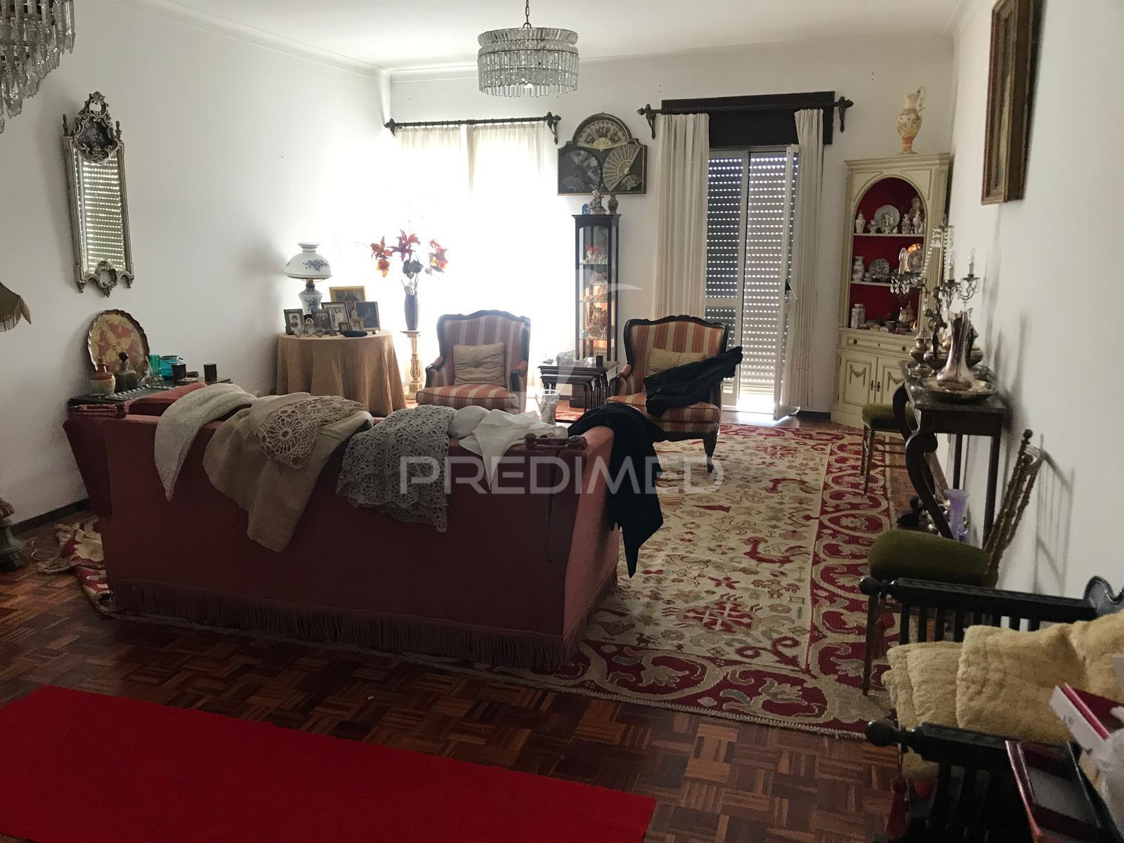 Apartamento T4