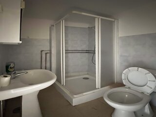 0mfc92n51zhrhthx3x2ak.jpg