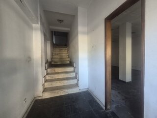 qmnry9aemy8casok68krni.jpg
