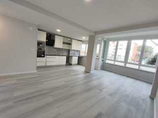 Fotografia 1 de Apartamento T2 em Oeiras / Remodelado