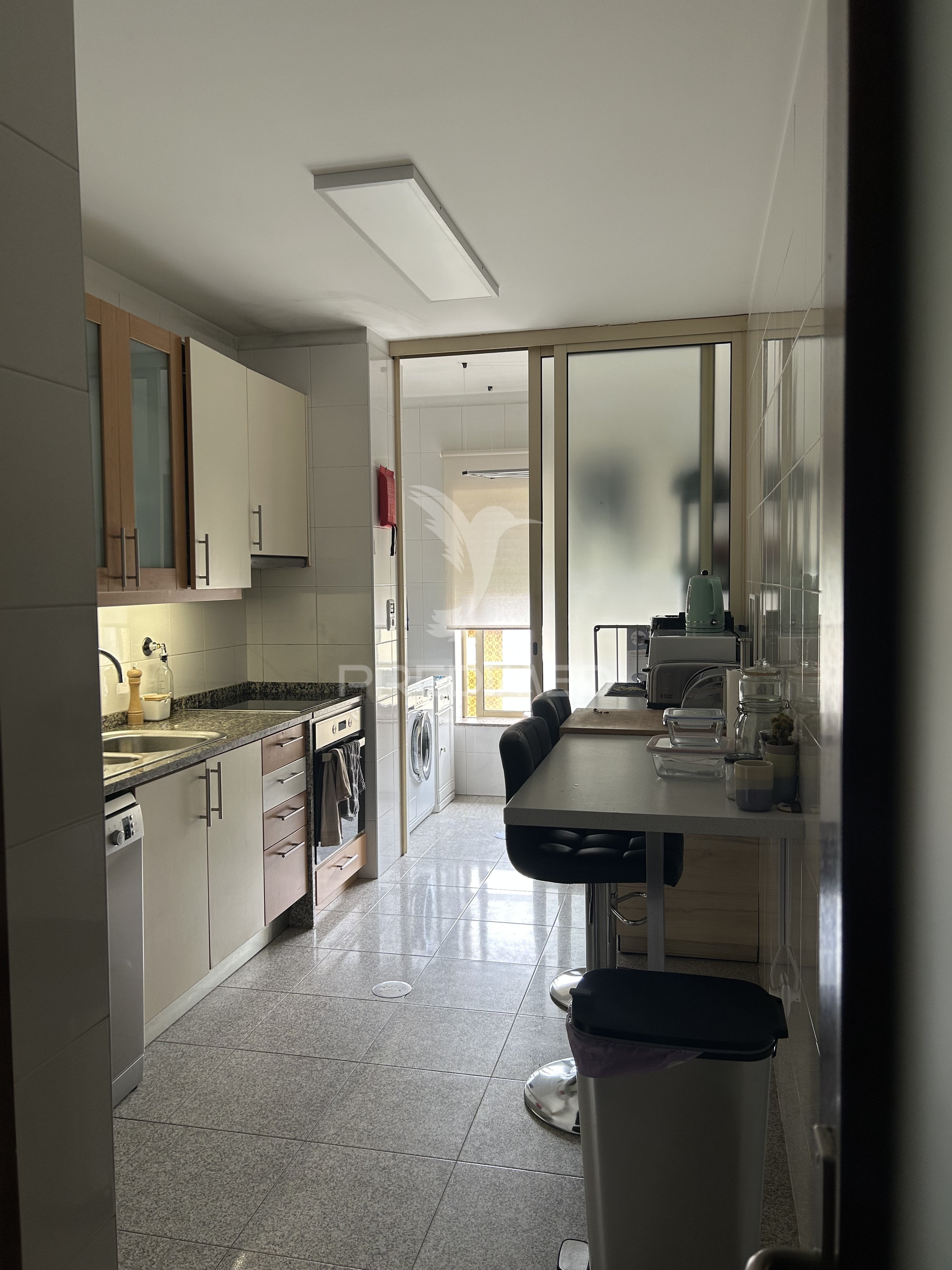 Apartamento T2 + 1