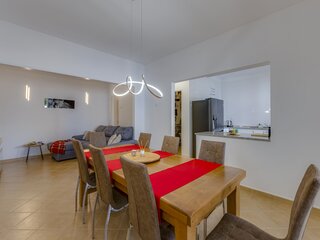 rplfx4xrr32dgl8z21p3v.jpg