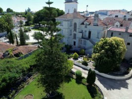 Fotografia 1 de Descubra a Elegância e o Charme em Alcanena: Propriedade Única à Beira do Parque Natural