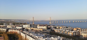 Fotografia 1 de Requintado T1 com vistas deslumbrantes sobre o rio Tejo