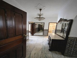 Apartamento T3 remodelado no centro da Moita