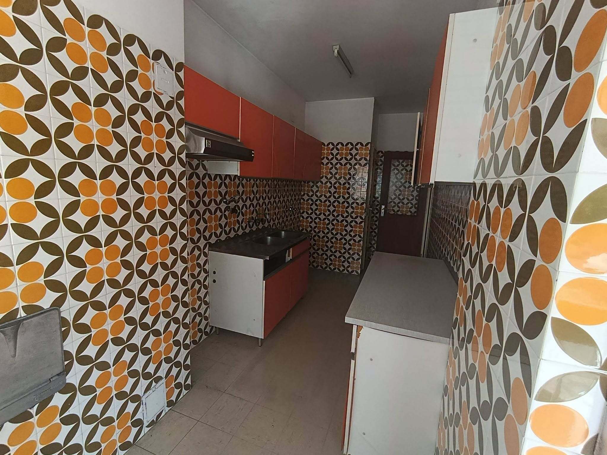 3z8diecmp3crni2ajtkyh.jpeg