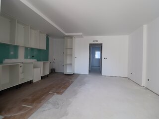 9094n6hglnjtm4c03a71.jpg