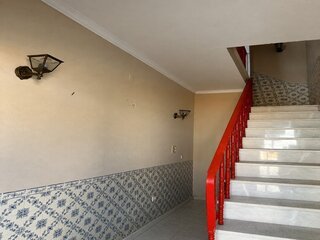90e2teagi9svl7ppu6486.jpg