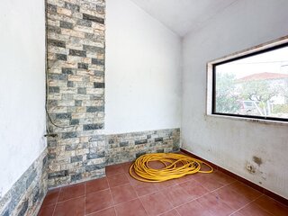 ecfapm1maz6su9whz8ymmr.jpg