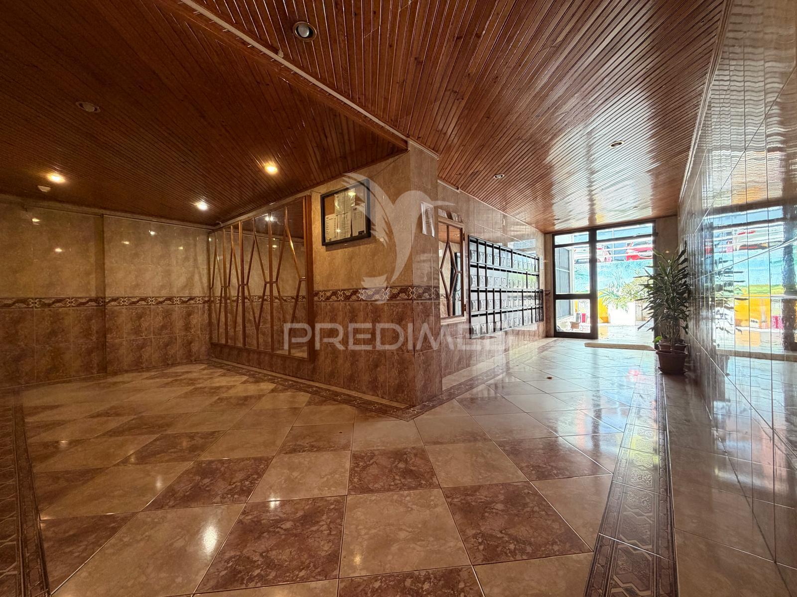 Apartamento T4