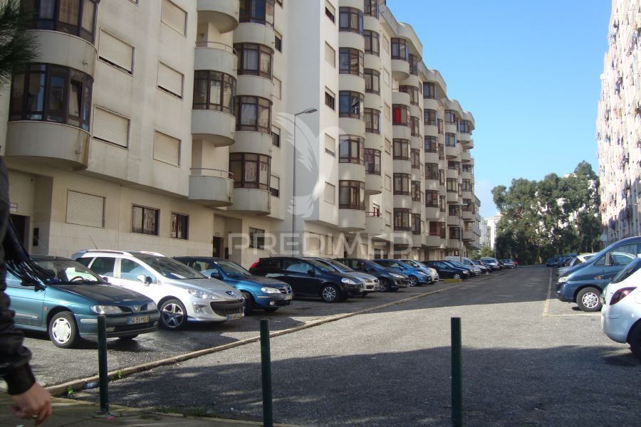 Apartamento T1 + 1