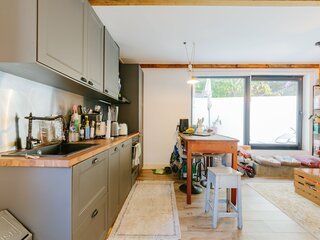 94688u5o6pla4603hyb1e6.jpg