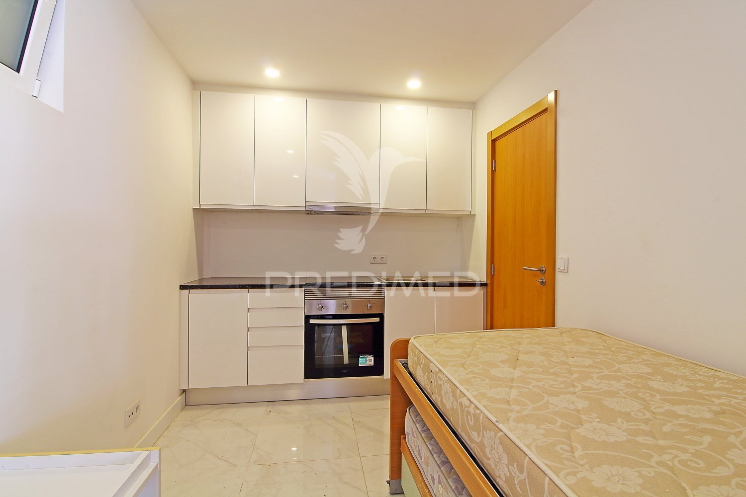 Apartamento T0