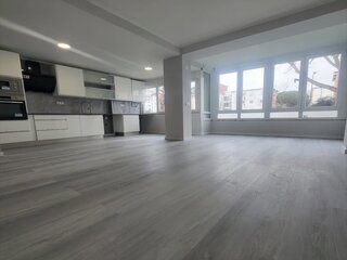 Fotografia 1 de Apartamento T2 em Oeiras – Com Varanda, Arrecadação e Excelente Localização!
