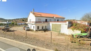 Fotografia 1 de Terreno com Habitação e Armazém