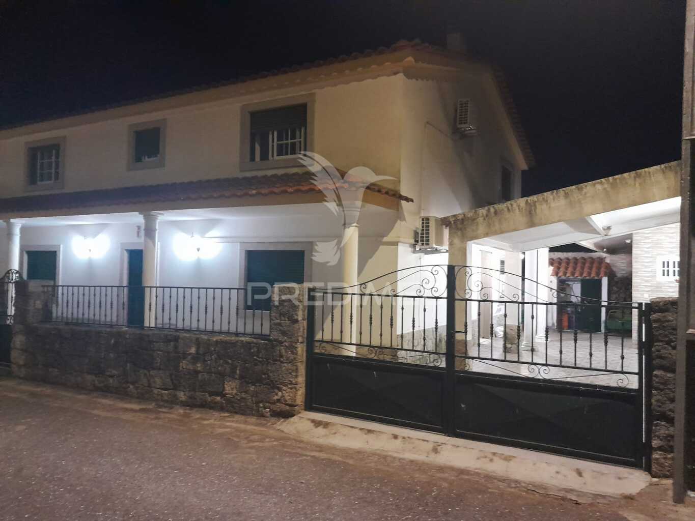 Moradia T4