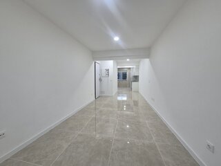 xy11691ax3b32cgn35zq7x.jpg