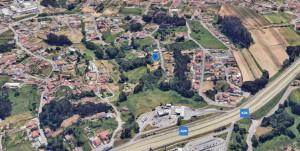 Fotografia 1 de Terreno para moradia térrea de quatro frentes