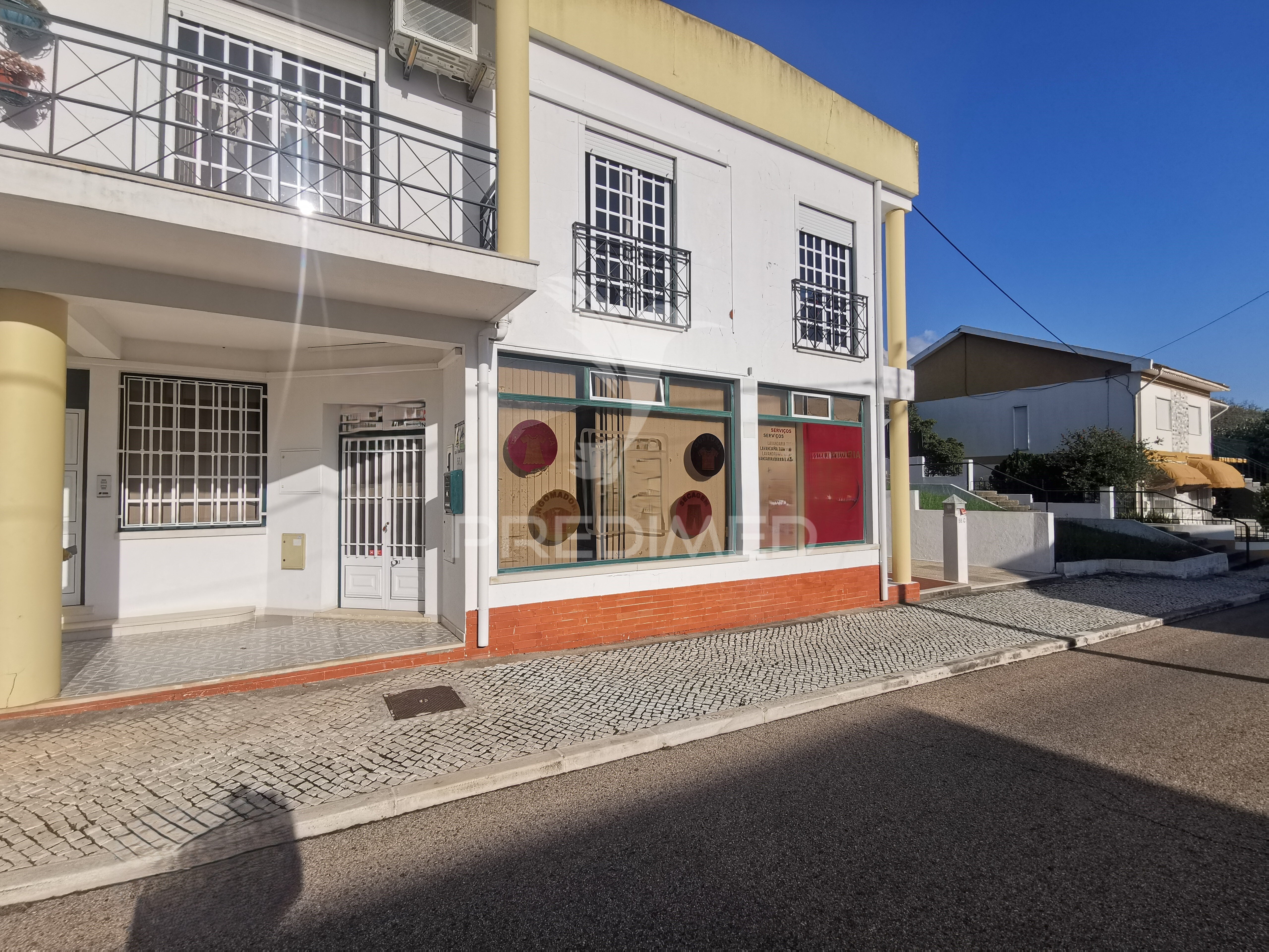 Andar de Moradia T1 + 1