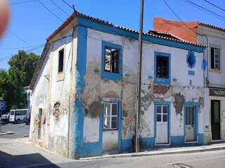 Fotografia 1 de Edifício de 2 pisos para reconstruir a 30 minutos de Lisboa