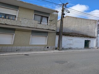 0hiofg7vmp0n381q5vbwe24.jpg
