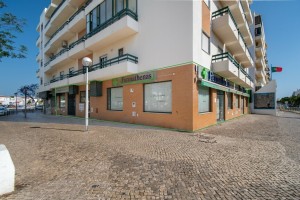 Fotografia 1 de Loja com 335m2 no Centro da Cidade de Olhão