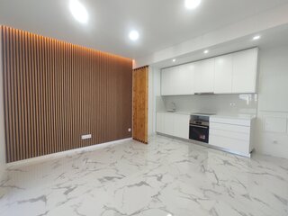 ra528cbpb2b8kwimvenn08.jpg