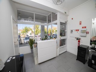 niwy37f0lz856e068l10ak.jpg
