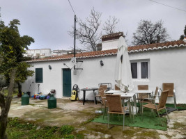 Fotografia 1 de Quinta T1 Pronto Habitar, com Anexo T3 – Para Remodelação