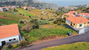 Fotografia 1 de Terreno com  1460m2 em Santana