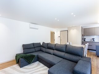 w8a147z0tye5p7ynyst25.jpg