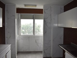 batp6dt1v5or9i9dar2sjo.jpg