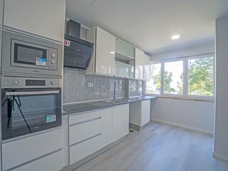 Fotografia 1 de Apartamento T2 Totalmente Remodelado em Oeiras