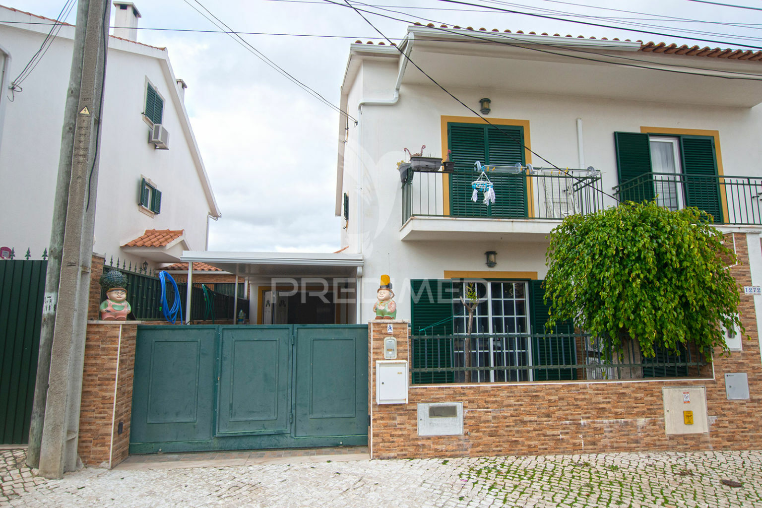 Casa Geminada T2 + 1