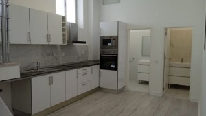 Fotografia 1 de Loja com Terraço - 204,48 m² - Barreiro
