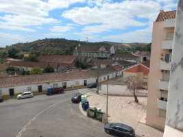 Fotografia 1 de Apartamento T2 – Carregado Em Remodelação