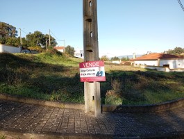 Fotografia 1 de Lote   Urbano  648 m2  COM 3 FRENTES na chamusca