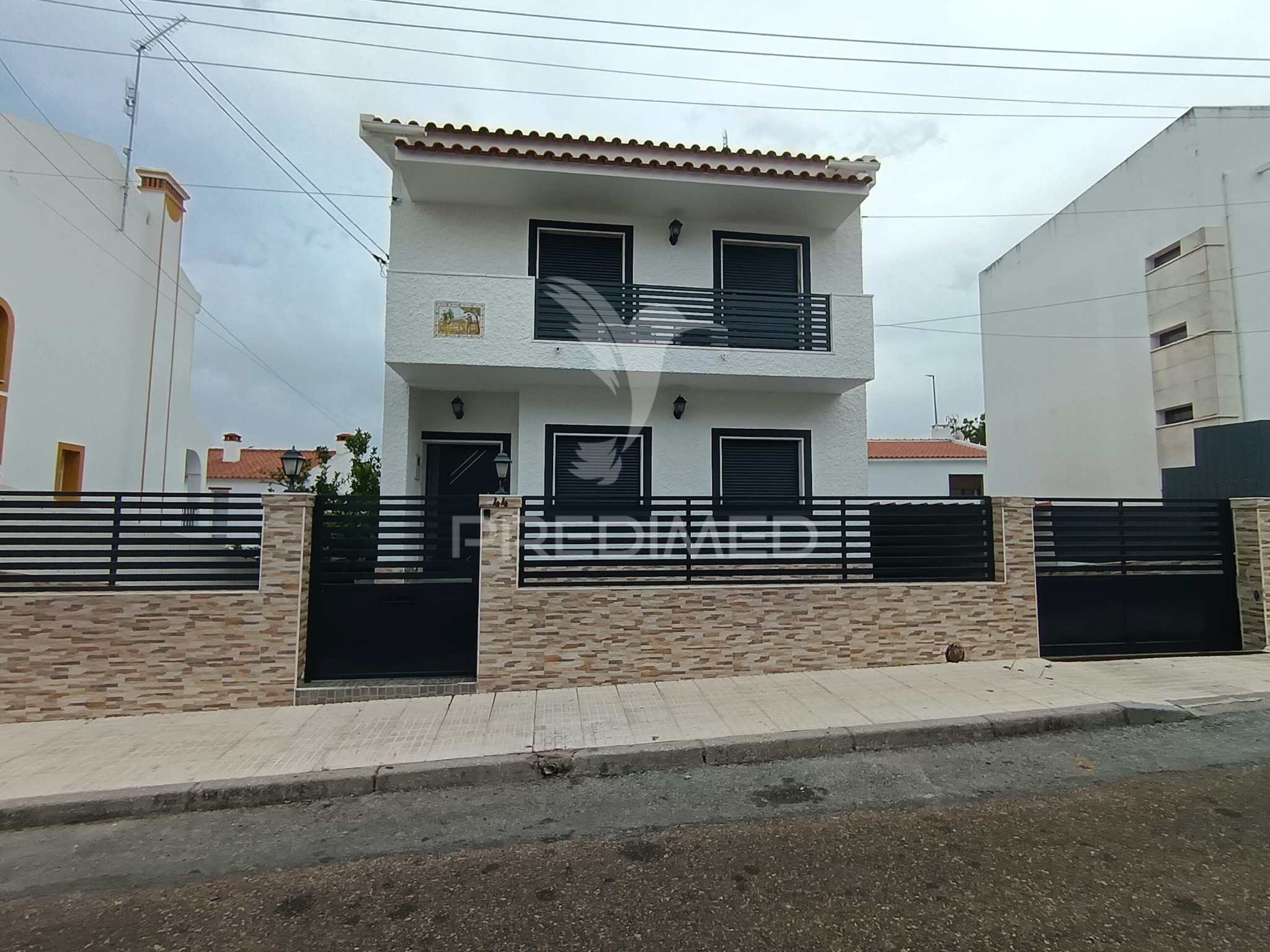 Moradia T4