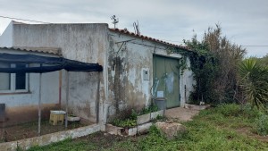 Fotografia 1 de Armazém 54 m2 espacioso e volumoso Algarve Lagos Bensafrim