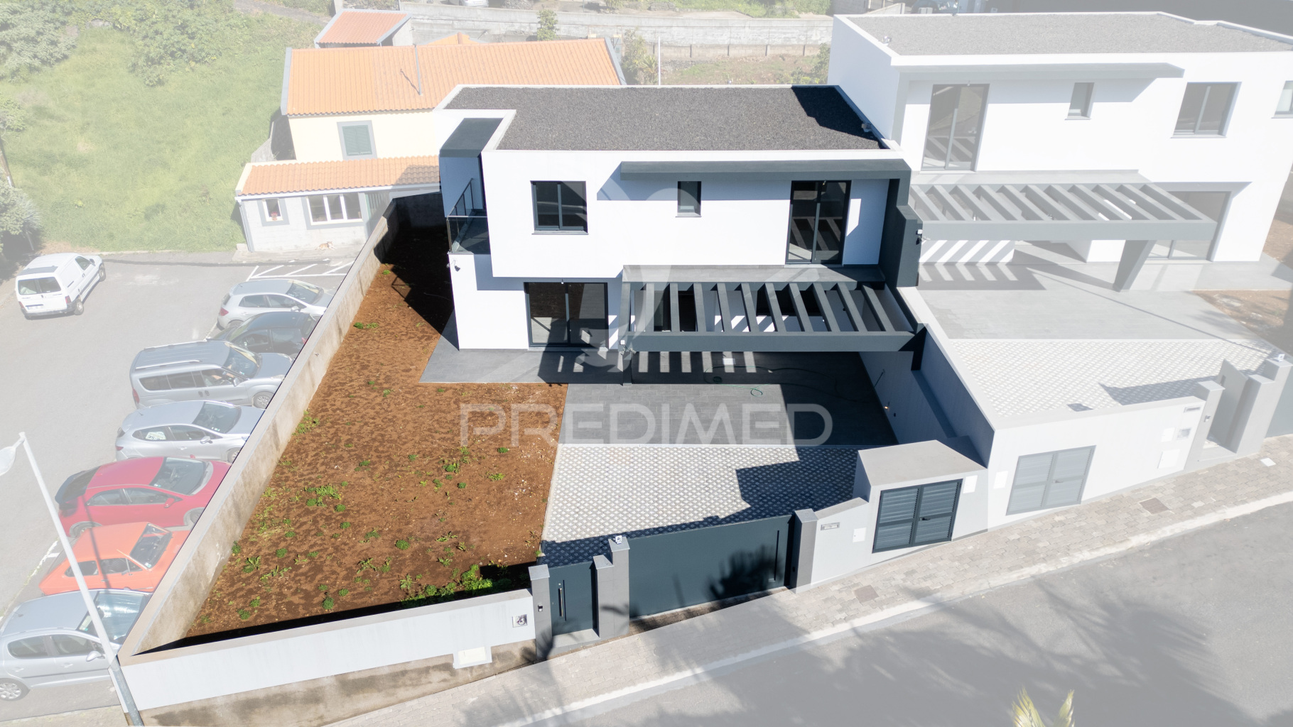 Moradia Geminada T3 + 3