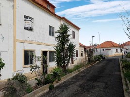 Fotografia 1 de Moradia Bi-Familiar, em Sines