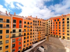 Fotografia 1 de Apartamento T3 | NEUDEL/Águas Livres | 2º Piso