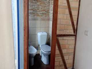 gbs7ado174o05mt7yc4t3dr.jpeg