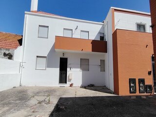 Fotografia 1 de T2 Rés de Chão com 80m2 - Moita