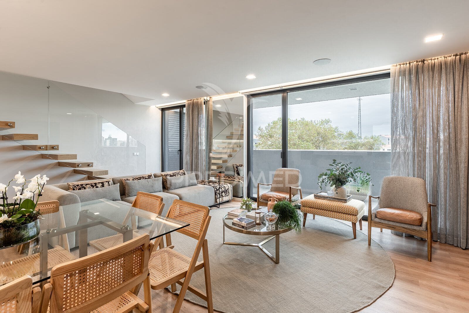 Duplex T4