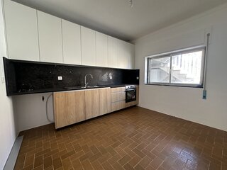 mkex0mo7r7aewx2rv9m99.jpg