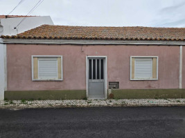 Fotografia 1 de Moradia T3 com Espaço Exterior - Grândola