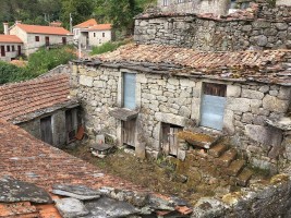 Fotografia 1 de Oportunidade de Investimento em Macieira de Alcôba, Águeda