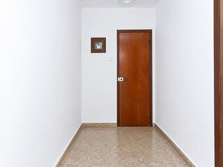 ugvh65qet4l8ower4sy8f9.jpg